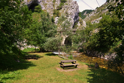 Área recreativa en Cueva Deboyu