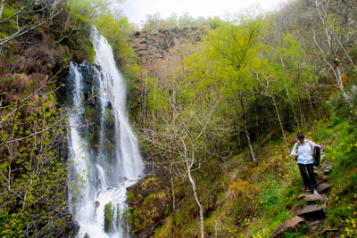 Ruta de la cascada de Simieira en Santa Eulalia de Oscos